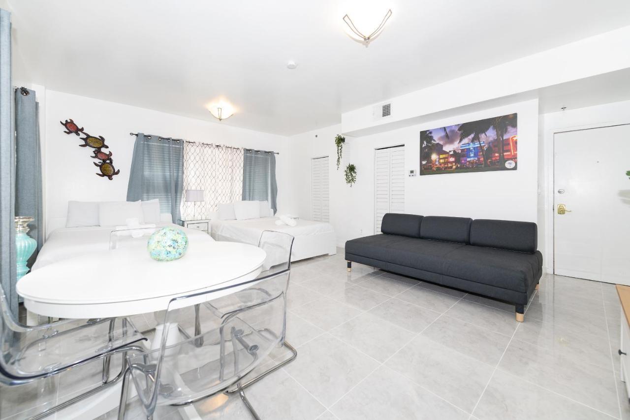 Apartments On Ocean Drive Miami Beach Bagian luar foto