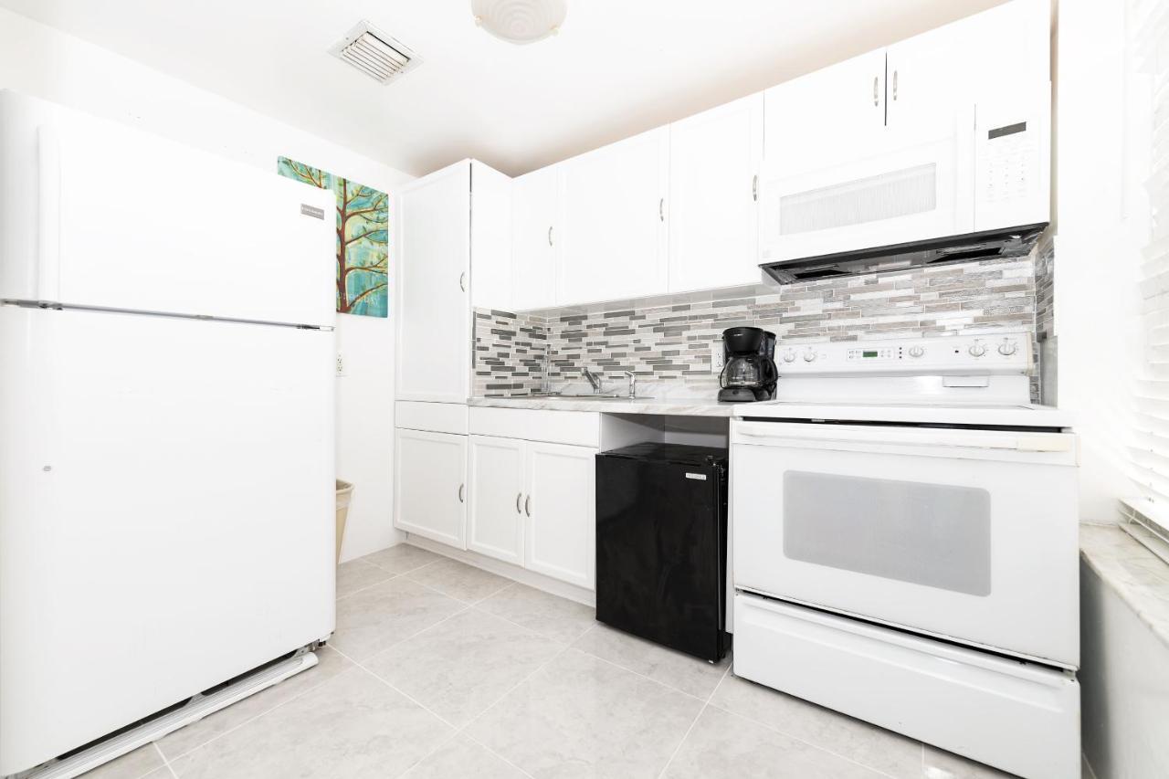 Apartments On Ocean Drive Miami Beach Bagian luar foto