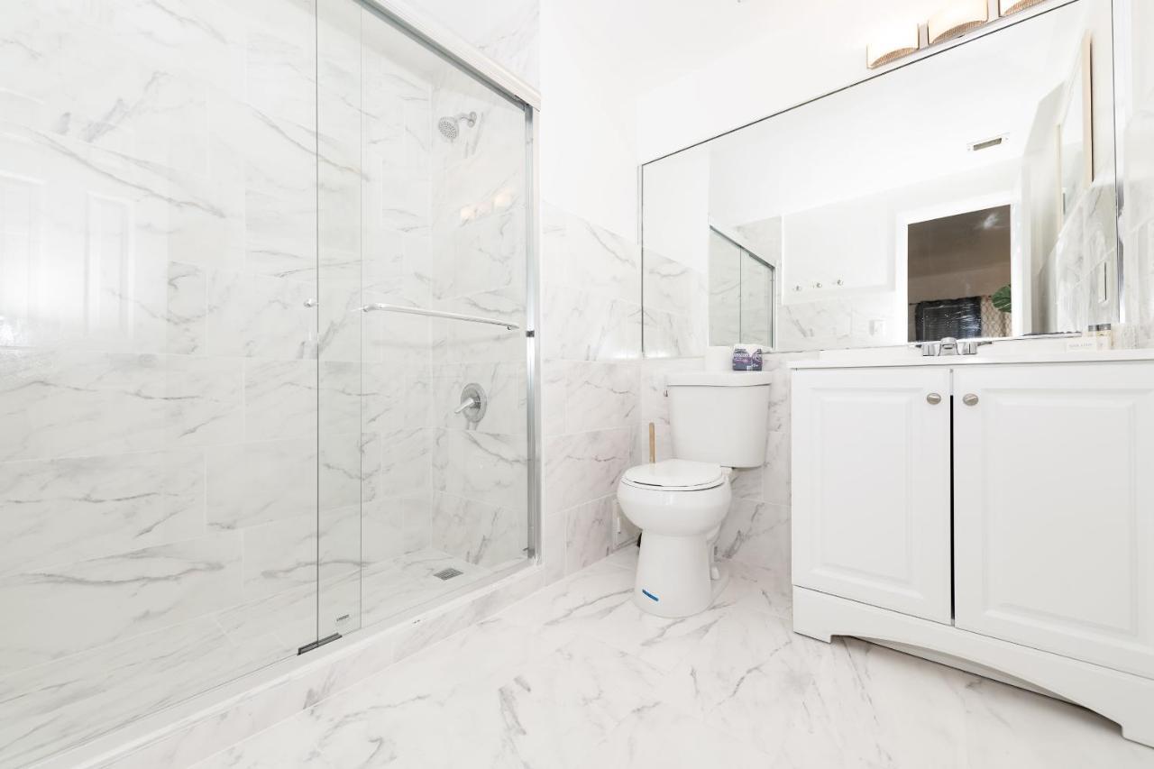 Apartments On Ocean Drive Miami Beach Bagian luar foto