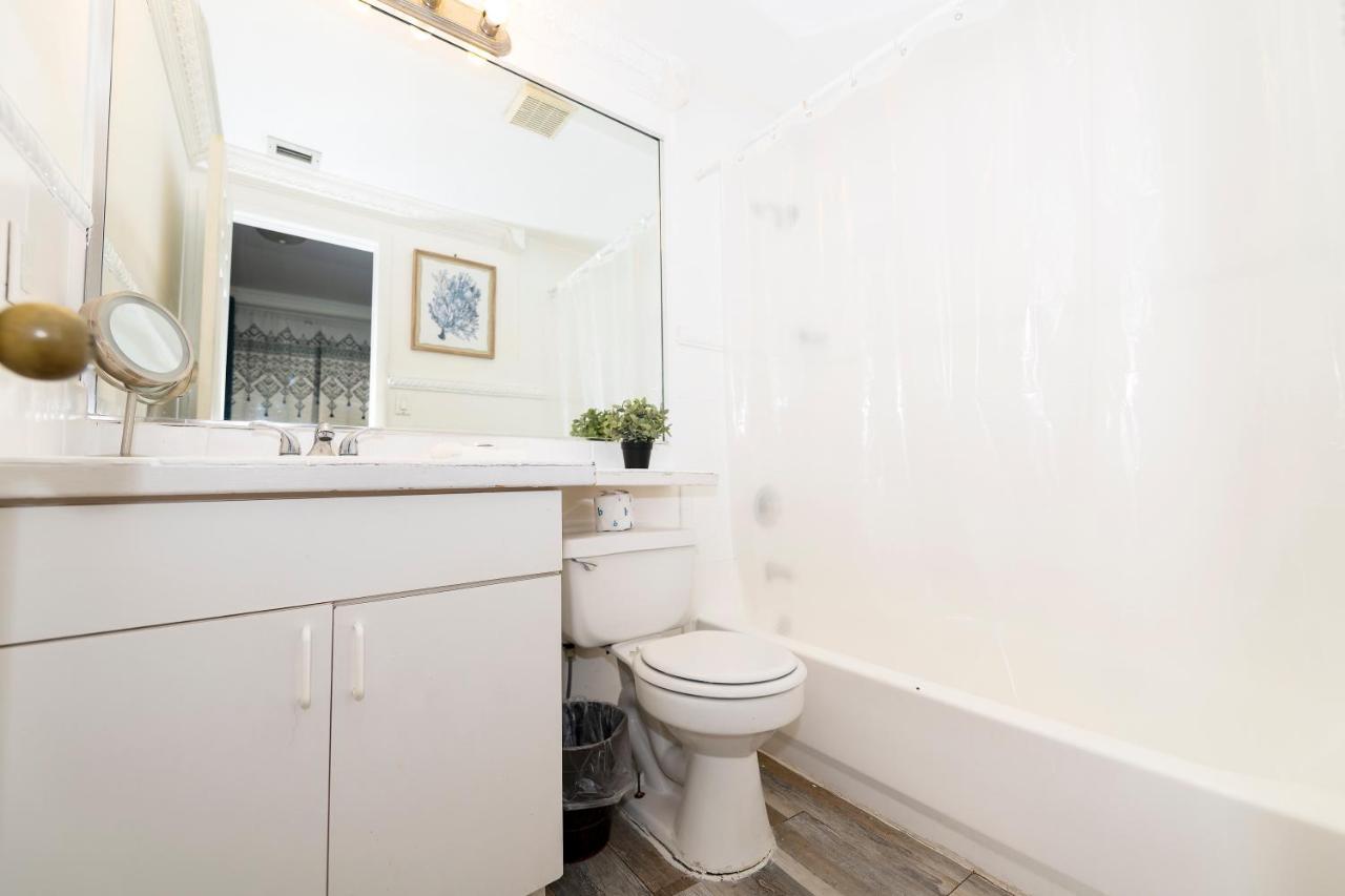 Apartments On Ocean Drive Miami Beach Bagian luar foto