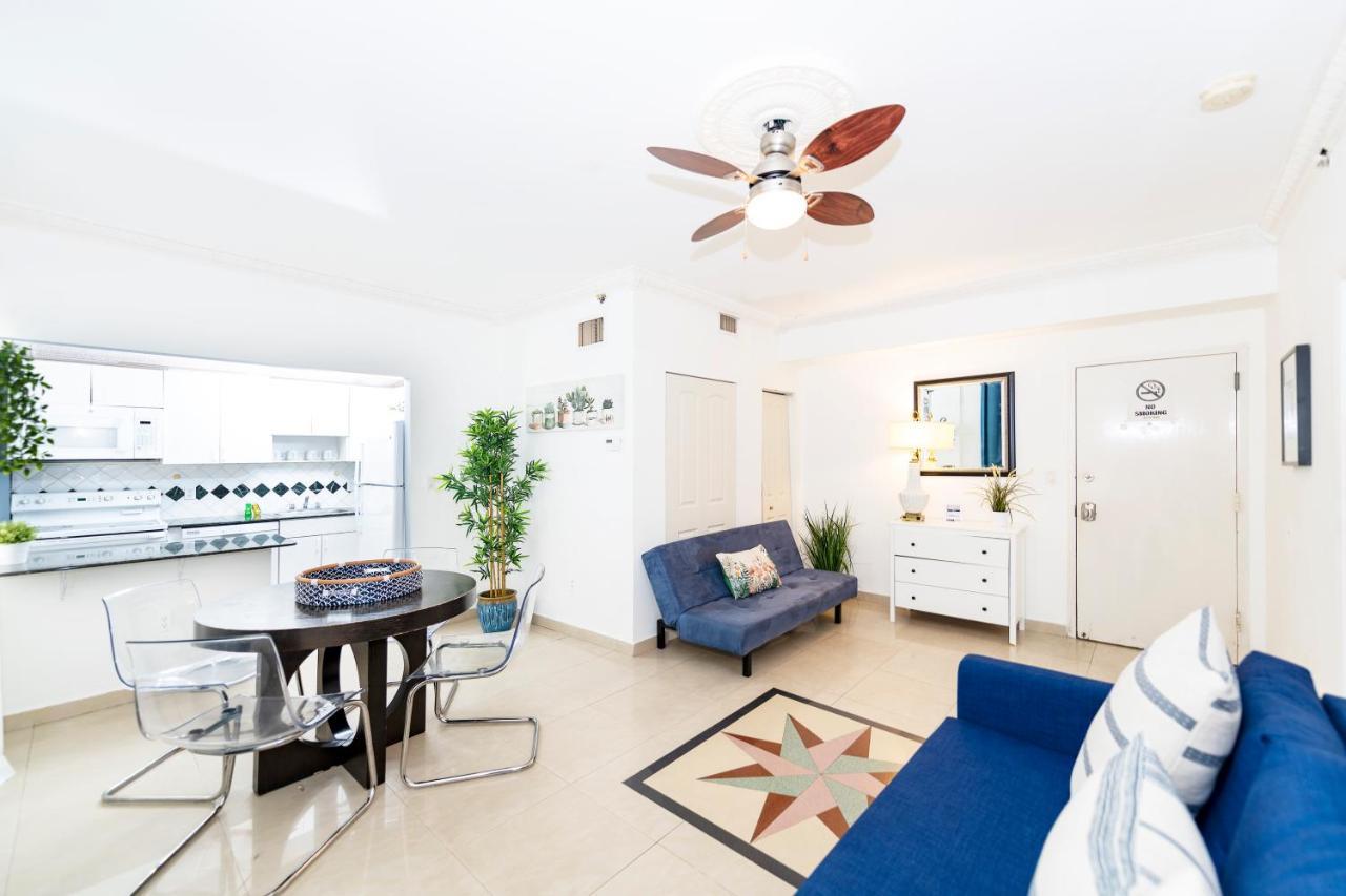 Apartments On Ocean Drive Miami Beach Bagian luar foto