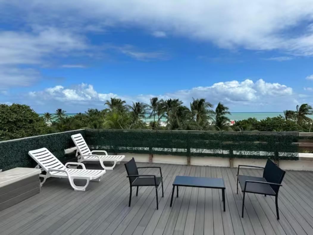 Apartments On Ocean Drive Miami Beach Bagian luar foto